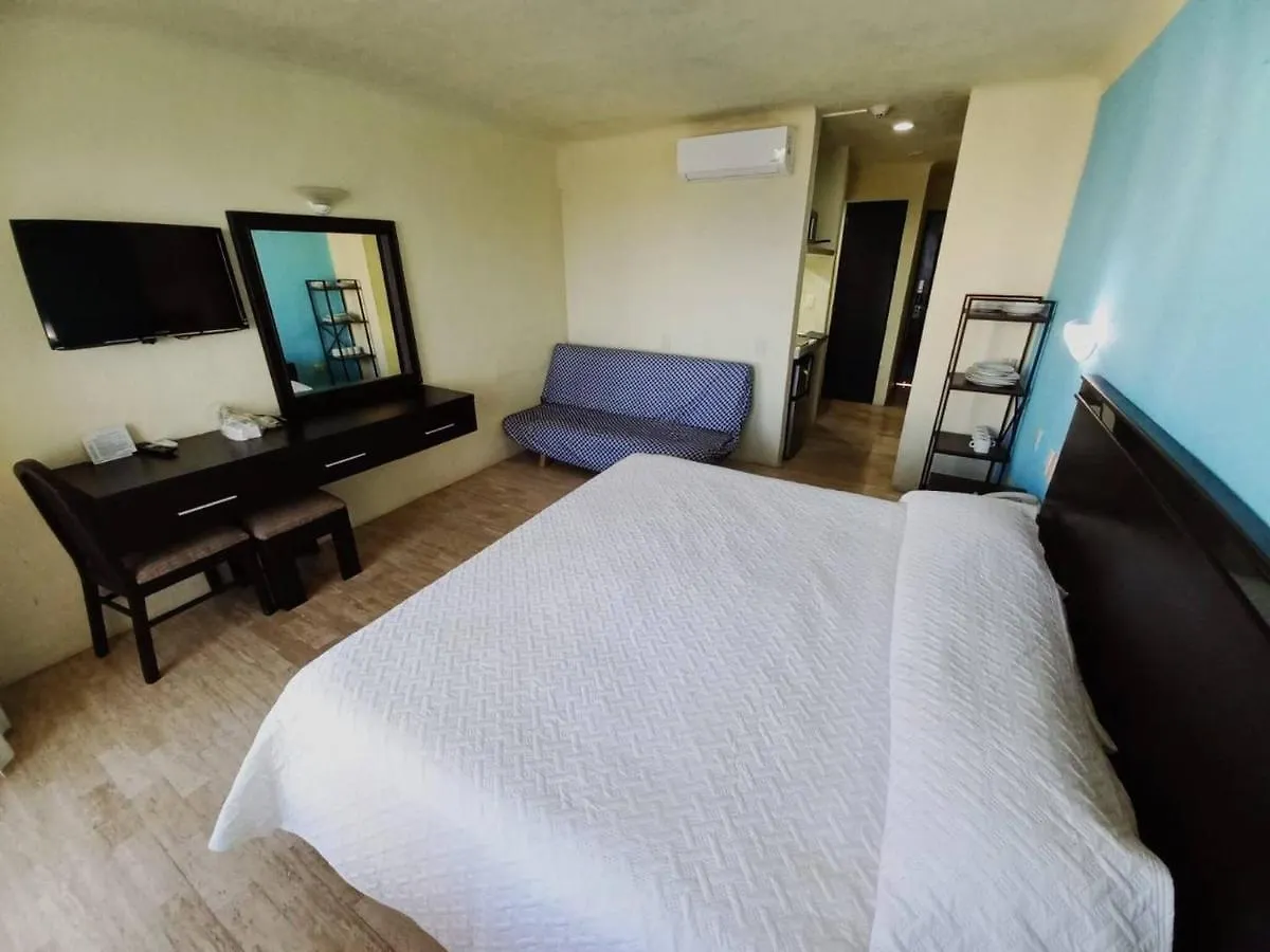 Room In Guest Room - Studio 502 Inside Cancun Resort